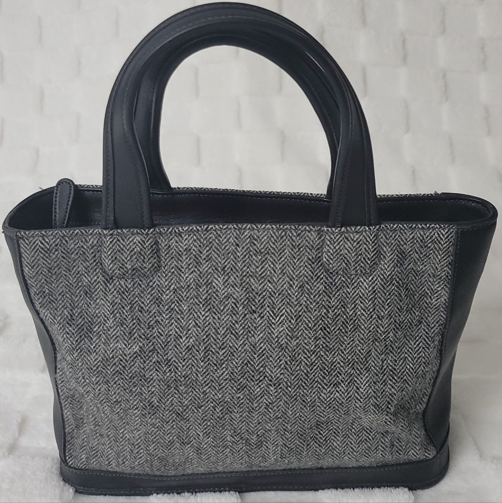 Coach Bleeker Top Handle Bag *J9D-6126* EUC - Picture 2 of 5
